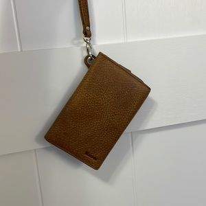 Roots wristlet/ cardholder/wallet
